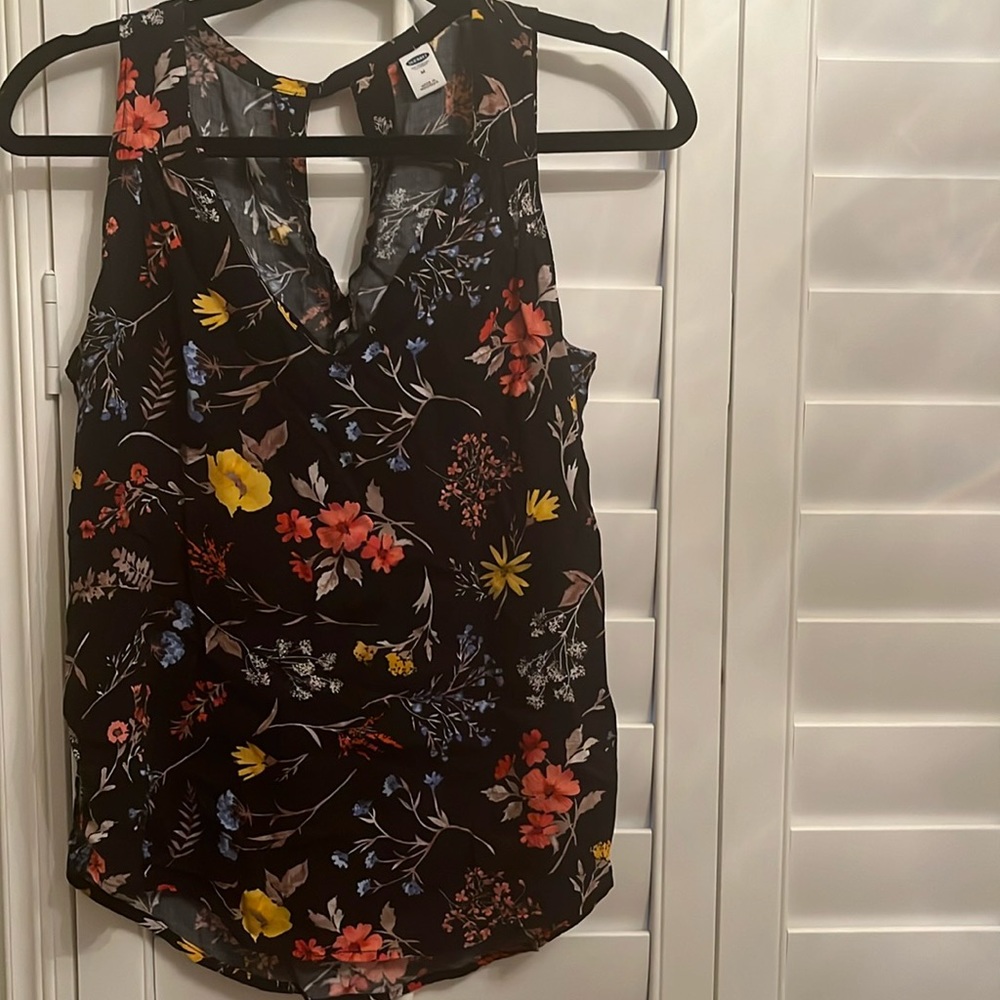 Old navy floral top